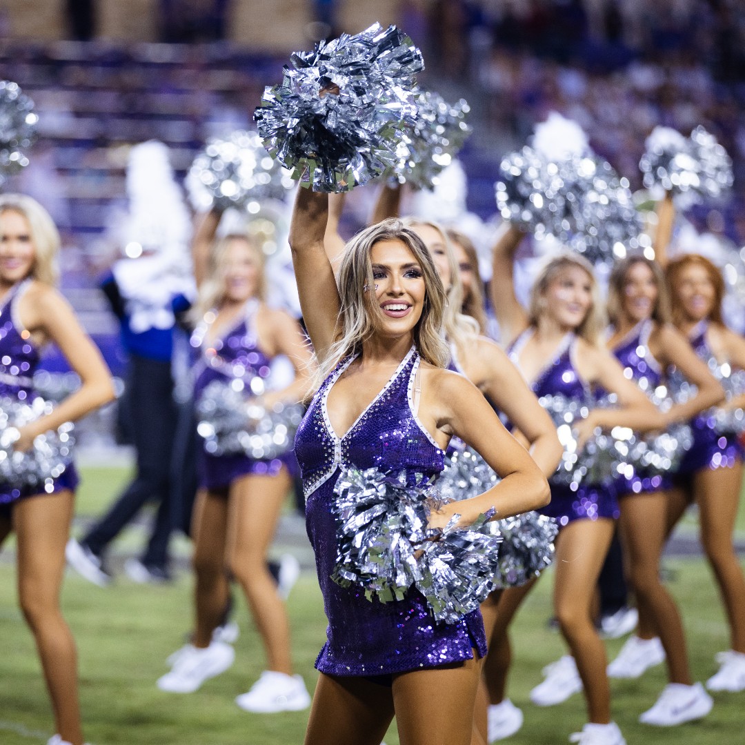 TCUAdmission's tweet photo. Happy National Dance Day! At TCU, you can do more than just hit the dance floor: join clubs, take classes, cheer on teams and find your people through movement.
Come dance it out with us! Schedule your visit https://t.co/c2NT9AnnHK
#TCU #NationalDanceDay #FutureFrog #Dancing https://t.co/KFQdMxQzjS