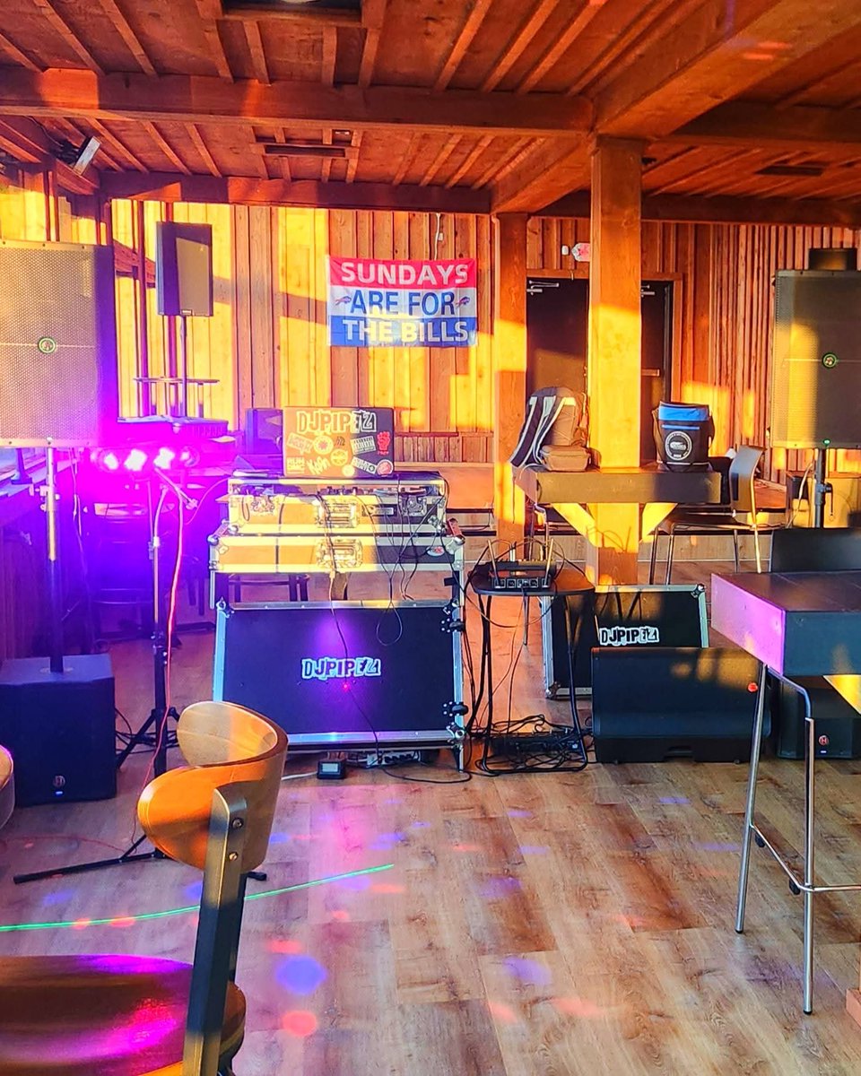 djpipez_'s tweet photo. Karaoke at Parkway Ridge  was the best one yet! Only 2 Thursdays left until next season. Come join us on 9.18 for tailgate karaoke and 9.25 for our last session. Lets make it a good one!!! 

#716buffalo #jamestownny #oleanny #salamancany #ellicottvilleny  #djpipez #springvilleny https://t.co/rAtkSENucX