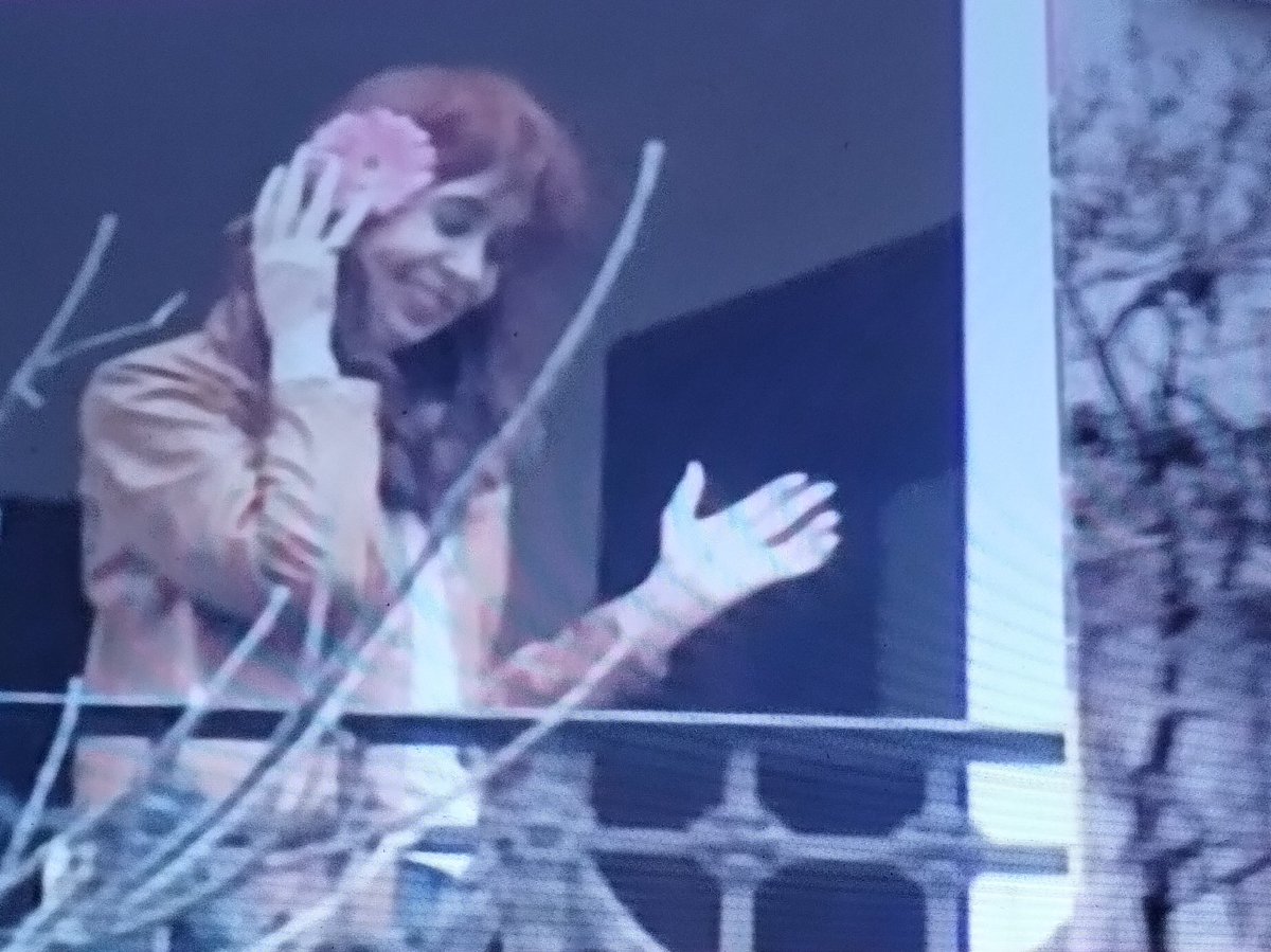 Sinceramente GRACIAS! 
Te AMO !! <a href="/CFKArgentina/">Cristina Kirchner</a>