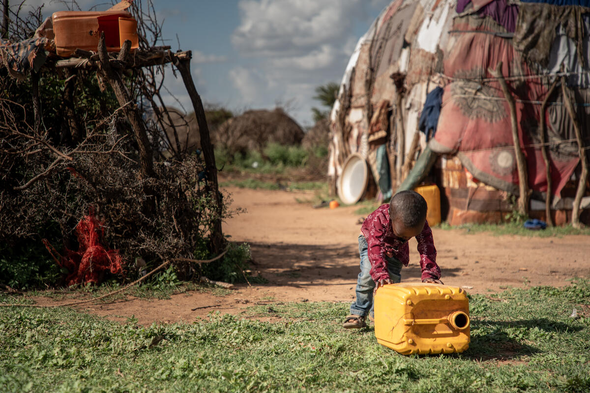 SaveChildrenSO's tweet image. 💛 Saadiq* was once severely malnourished. 

Today, he’s smiling and playing again—thanks to life-saving care and Ready-to-Use Therapeutic Food.

We will work to ensure #EveryLastChild has a healthy &amp;amp; happy start in life!