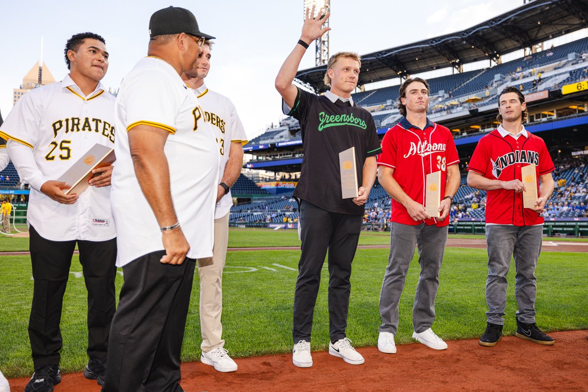 GSOHoppers's tweet image. Congrats to Connor Wietgrefe for being the 2025 Pirates Community Commitment Program winner for the Grasshoppers!

Over the 2025 season, Connor spent numerous hours volunteering and making a meaningful impact in the Greensboro community.