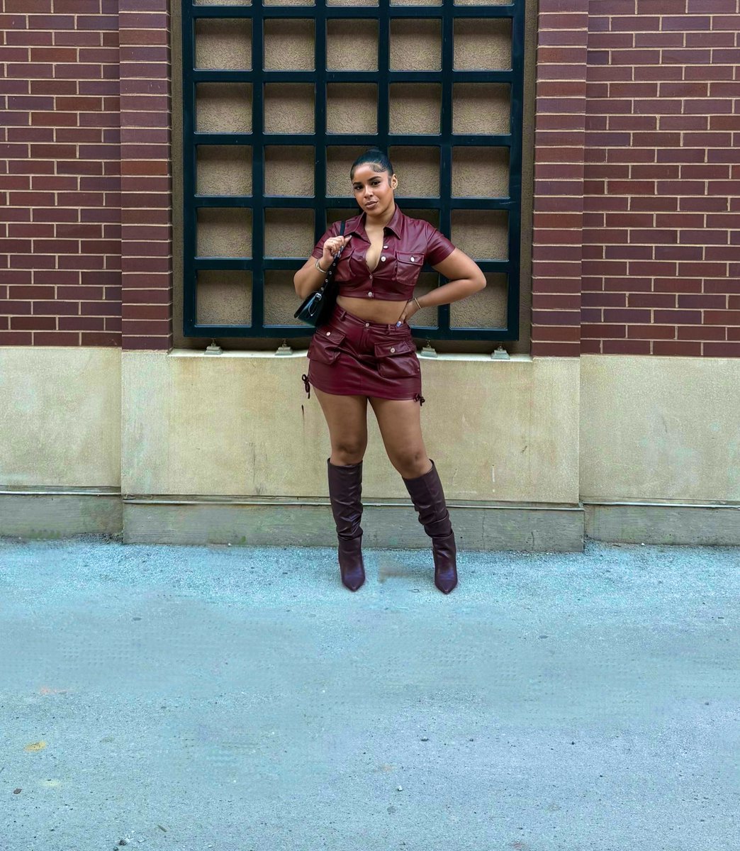 lavishladylexi's tweet photo. Pretty Face &amp; Perfect Body 🤩😮‍💨🤏🏽 https://t.co/DPwupIpo6a