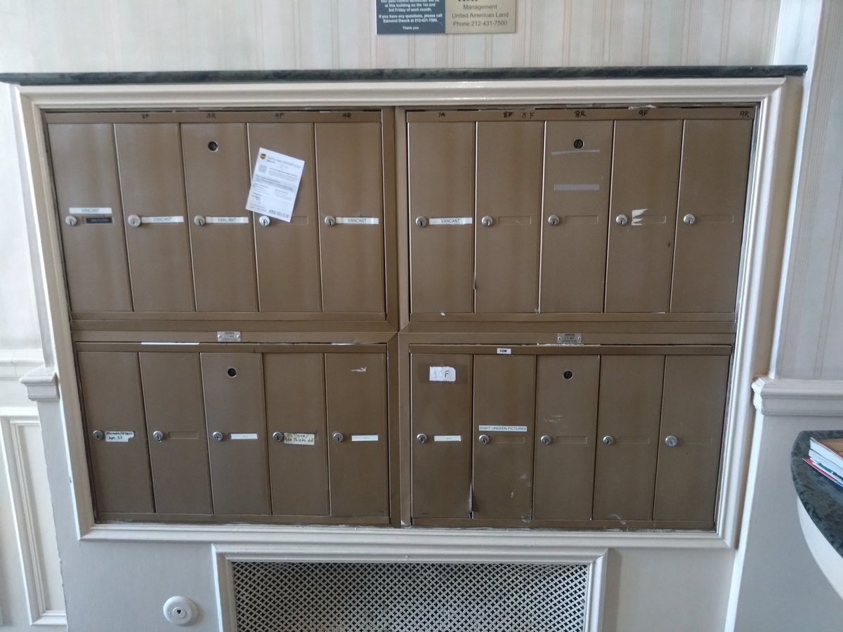 Fabulous opening show last night. 
Wahol Bullet Karma 
Final show tonight Sat 20th  7pm Studio 2 TONIGHT 7pm 520 8th Avenue Suite 901 $25 
"You found your #Warhol audience tonight. Brilliant show!" Rita Wolfe 

"Tour de force" Brian Ritchie #violentfemmes 

#nycartist #nyc #art