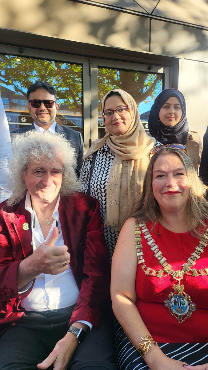 Pleased to join the opening of the Feltham Green Eco Cabin and the Freddie Murray Memorial Garden new additions to the local area in my ward, Hanworth Park. Wonderful to see so many residents and dignitaries come together to celebrate these fantastic community spaces.