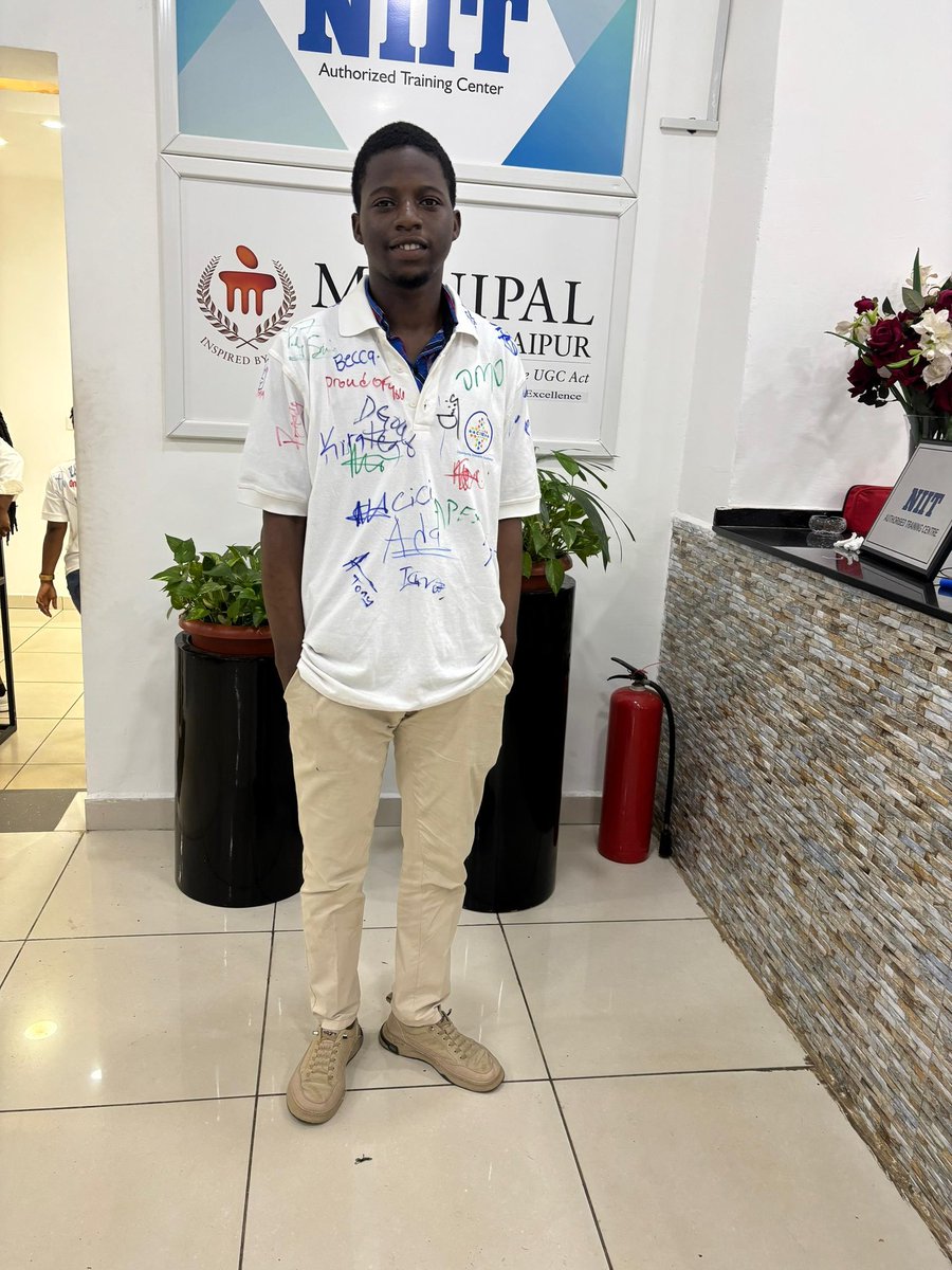 abdullah4tech_'s tweet image. 4 yeas journey wasn't a joke, I know what my eyes have seen 😂😂
Anyways alhamdulilah the sign out went as successful ✅
Shout-out to my mentors on this app who has been supportive in terms of contents @dev_azeez @_devJNS @honour_can_code @TuoyoS26091