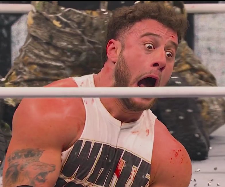 #AEWAllOut 
Yo viendo el MJF vs Mark Briscoe: