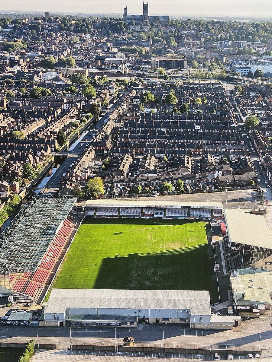 Rob23go's tweet image. I think we now have the strongest squad in many a year @LincolnCity_FC 
The strength in depth is a testament to the backing of the current board.
Today&apos;s game was the most professional of performances.
Quality finishes 
Quality defending
A team we should all be proud of.
🔴⚪️⚽️
