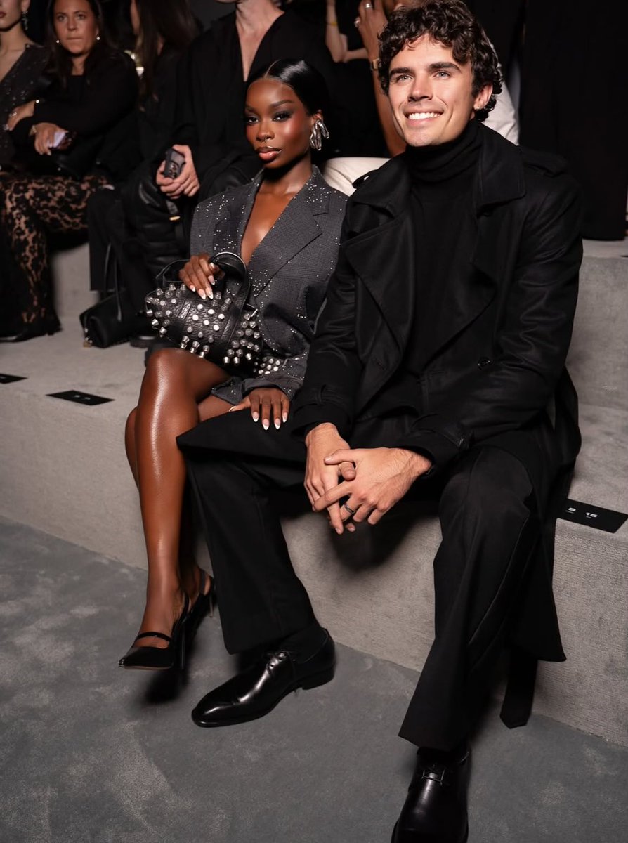 cunty supermodel gf x golden retriever bf  eats every time