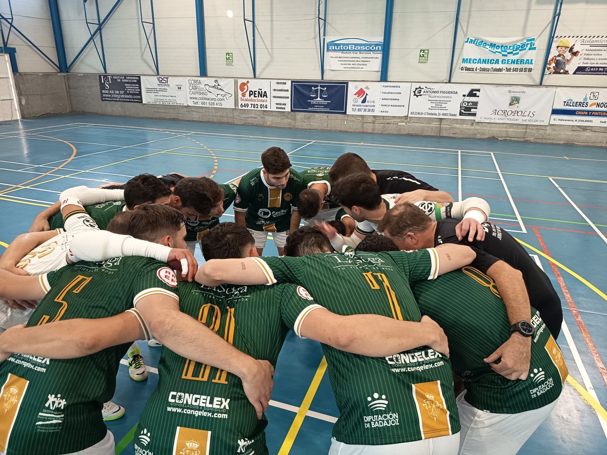 𝐄𝐦𝐩𝐚𝐭𝐞 𝐜𝐨𝐧 𝐬𝐚𝐛𝐨𝐫 𝐚𝐦𝐚𝐫𝐠𝐨 𝐞𝐧 𝐂𝐨𝐛𝐢𝐬𝐚
<a href="/cdecobisafs/">Cobisa Futsal</a>
3 - 3 #Jerezfutsal
Rozamos la victoria en Cobisa… y se escapó en el último suspiro 😓 con un gol en p.p.
Trabajo enorme del equipo 💪🏻
El sábado, a por la primera en casa
 📲 #Im_back2ªB
🔗 #JerezFutSal💚