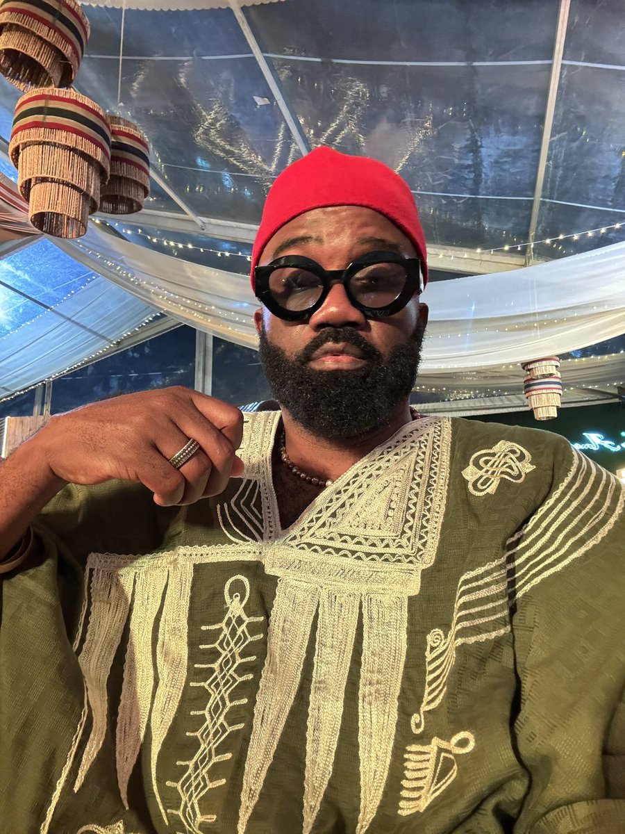 Nobsdaslushhkid's tweet photo. Out tonight for Old School Owambe https://t.co/18TR1Xjc7Q