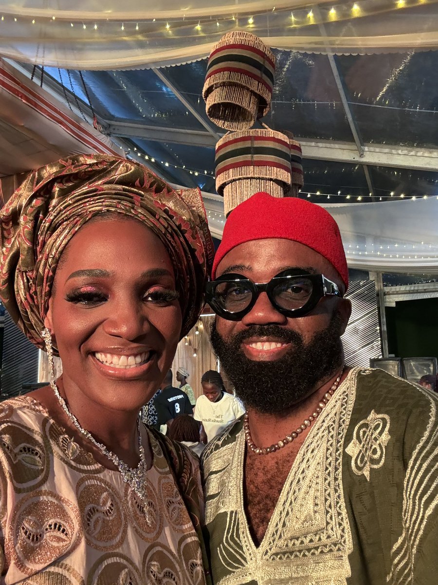 Nobsdaslushhkid's tweet photo. Out tonight for Old School Owambe https://t.co/18TR1Xjc7Q
