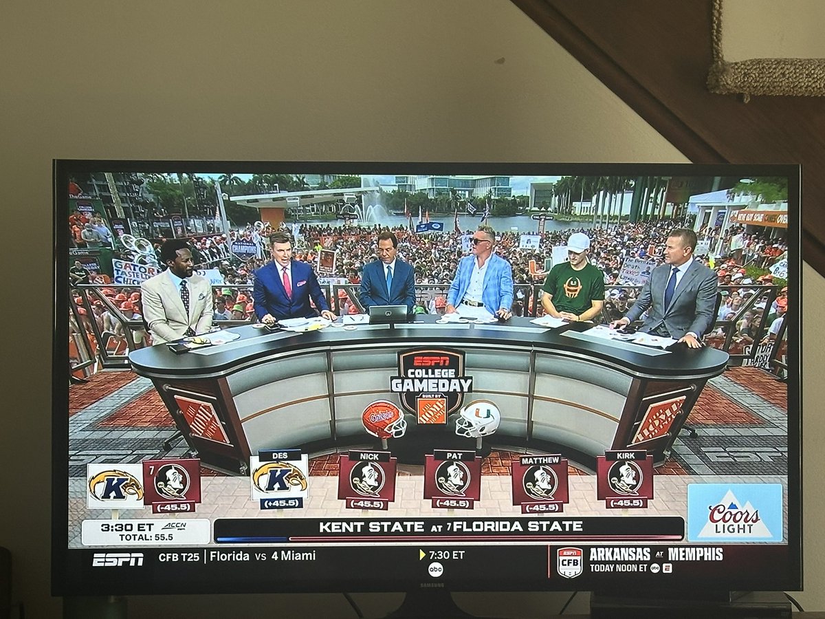 Gameday predicting the spread instead of the winner is ASS

STRAIGHT ASS 

PLEASE CHANGE