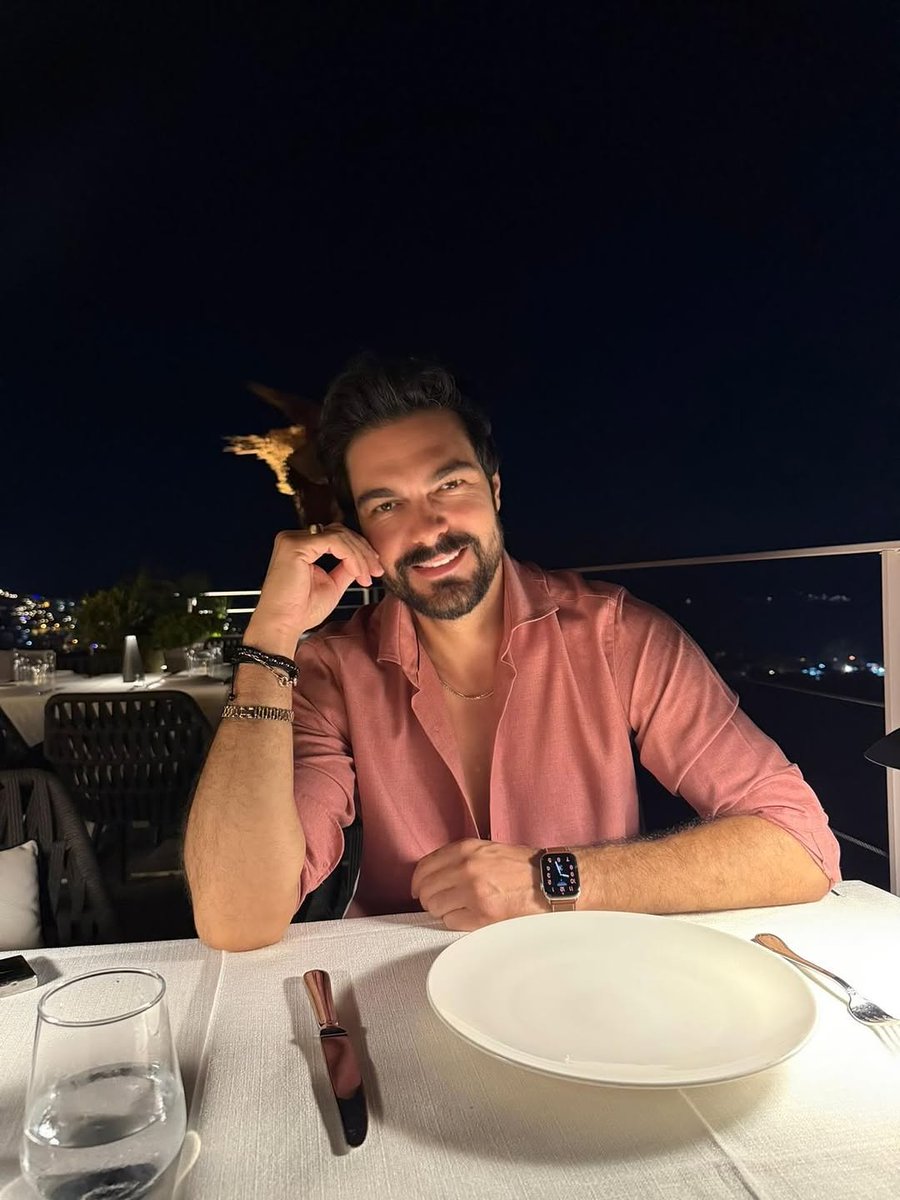 Turkiyeaskim2's tweet photo. ❤️

#halilibrahimceyhan #askporseriesturcas🤍 #türkiyeaşkı2 https://t.co/qBPUnRfG3G