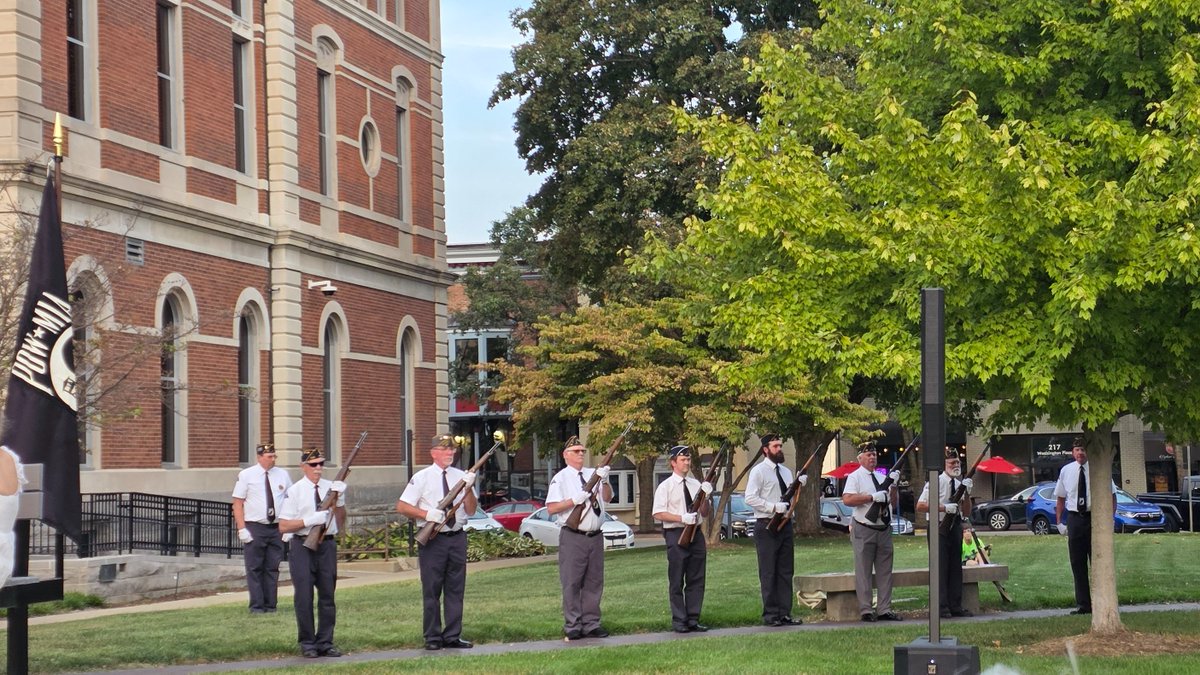 ryandlauer's tweet image. Thank you to our Veterans for a meaningful ceremony honoring our heroes on National POW/MIA Recognition Day. We will never forget and never give up on you and your families. God bless our Veterans. 🇺🇸
