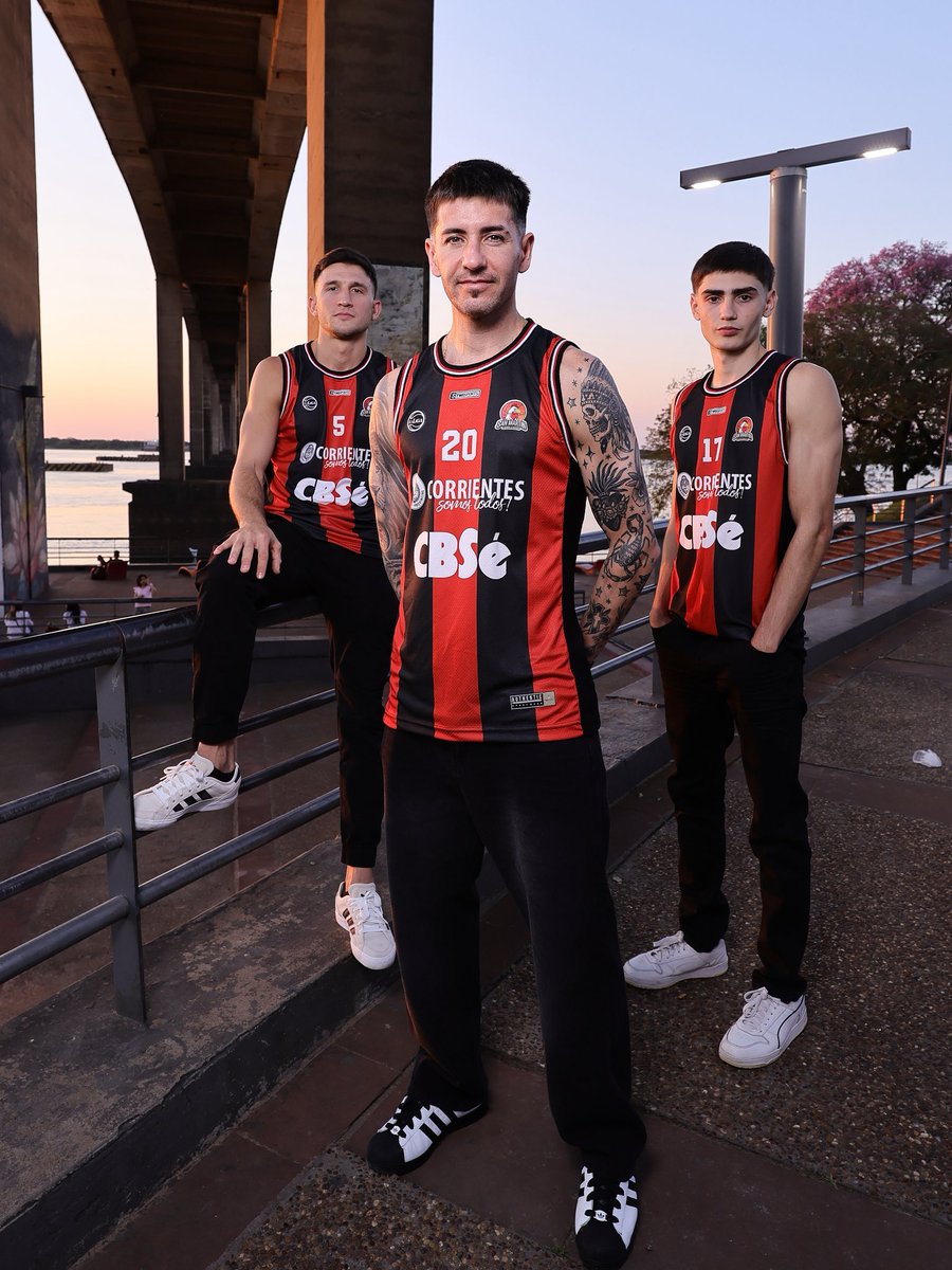 CSM_Corrientes's tweet photo. Nuestra historia, nuestros colores.

🟥⬛️ Camiseta Titular temporada 2025/26  

#vamossanma https://t.co/xSstE5aYM9