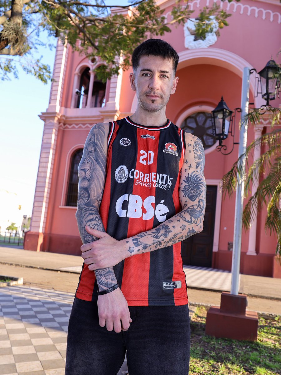 CSM_Corrientes's tweet photo. Nuestra historia, nuestros colores.

🟥⬛️ Camiseta Titular temporada 2025/26  

#vamossanma https://t.co/xSstE5aYM9
