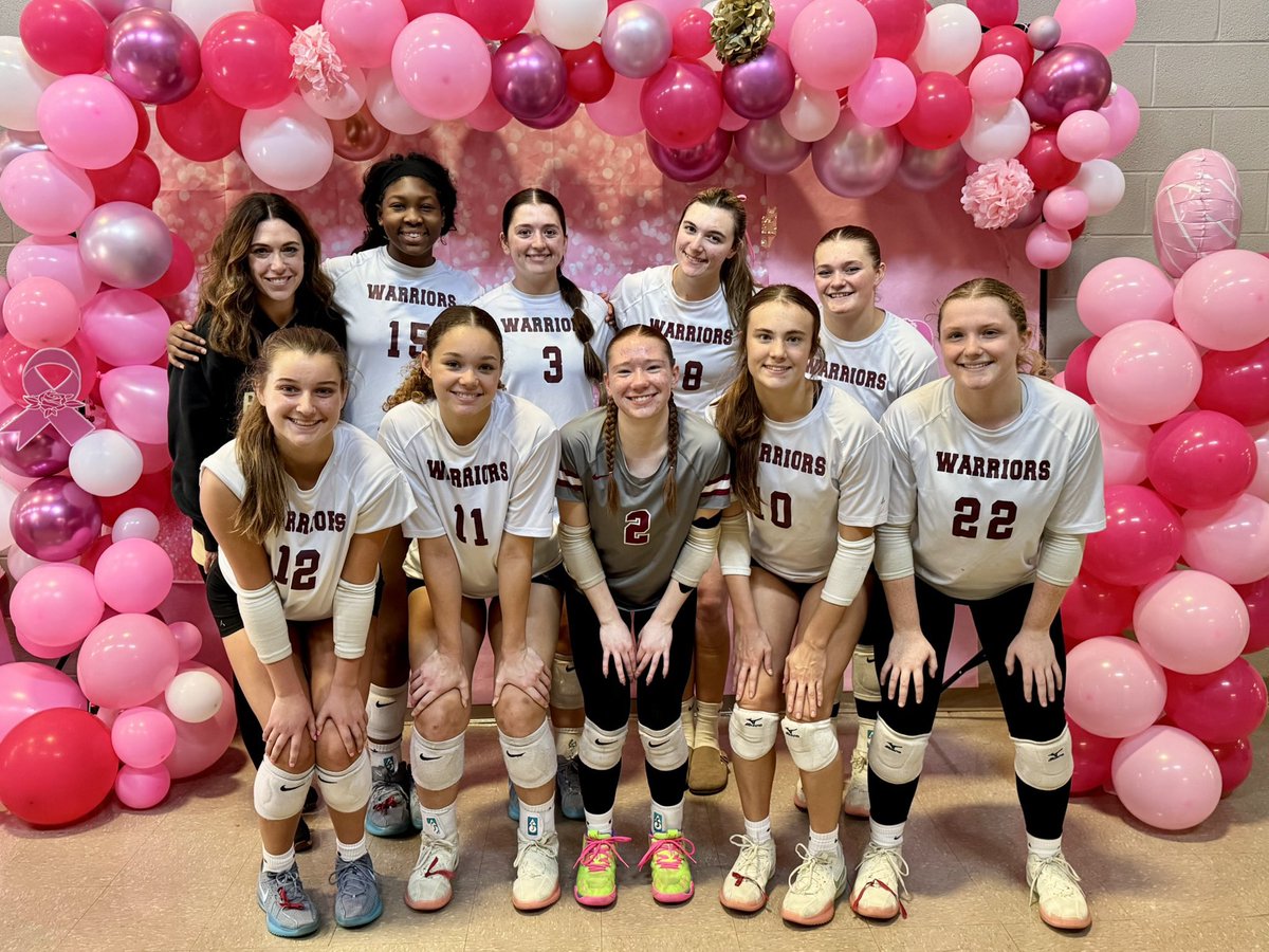 Congrats to Varsity on being the Bronze division Champions! They went 5-2 on the weekend and played great! ❤️💛💪🏽 <a href="/RiverdaleHighTN/">Riverdale HS</a> <a href="/RHS_sports/">RiverdaleSports</a> <a href="/RHS_SID/">David Limbaugh</a>