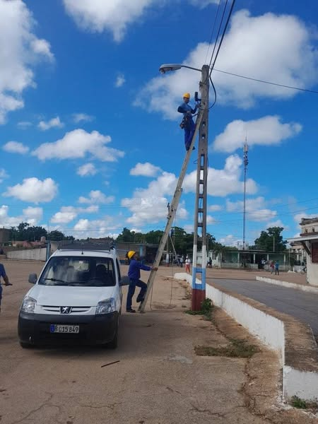 La defensa territorial es un acto de amor por nuestra comunidad. Hoy, reafirmamos nuestro compromiso de proteger lo que es nuestro y fomentar la paz." Y trabajar para la Comunidad #MatancerosEnVictoria #Cuba