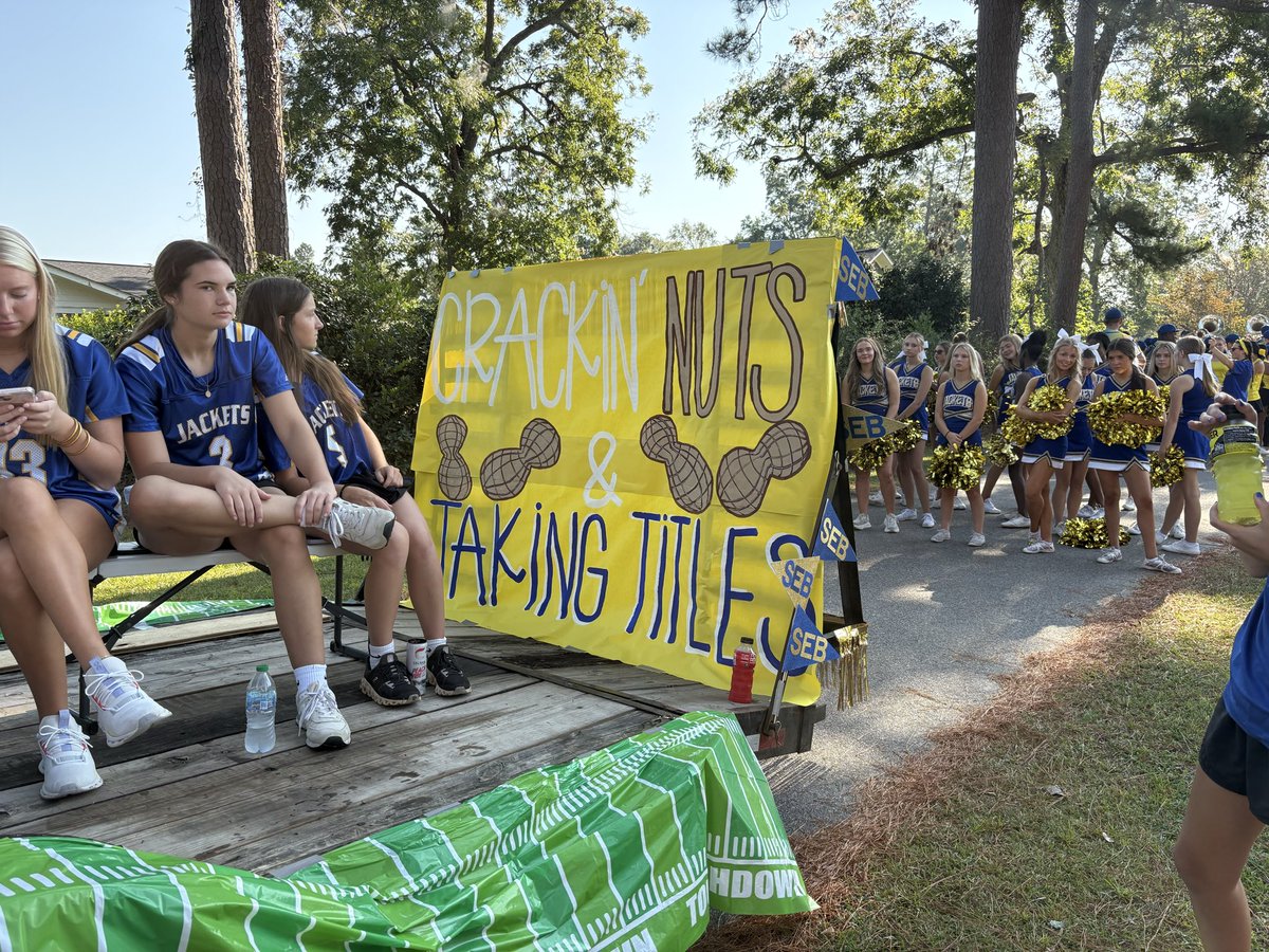 We had a great time at the Peanut Festival