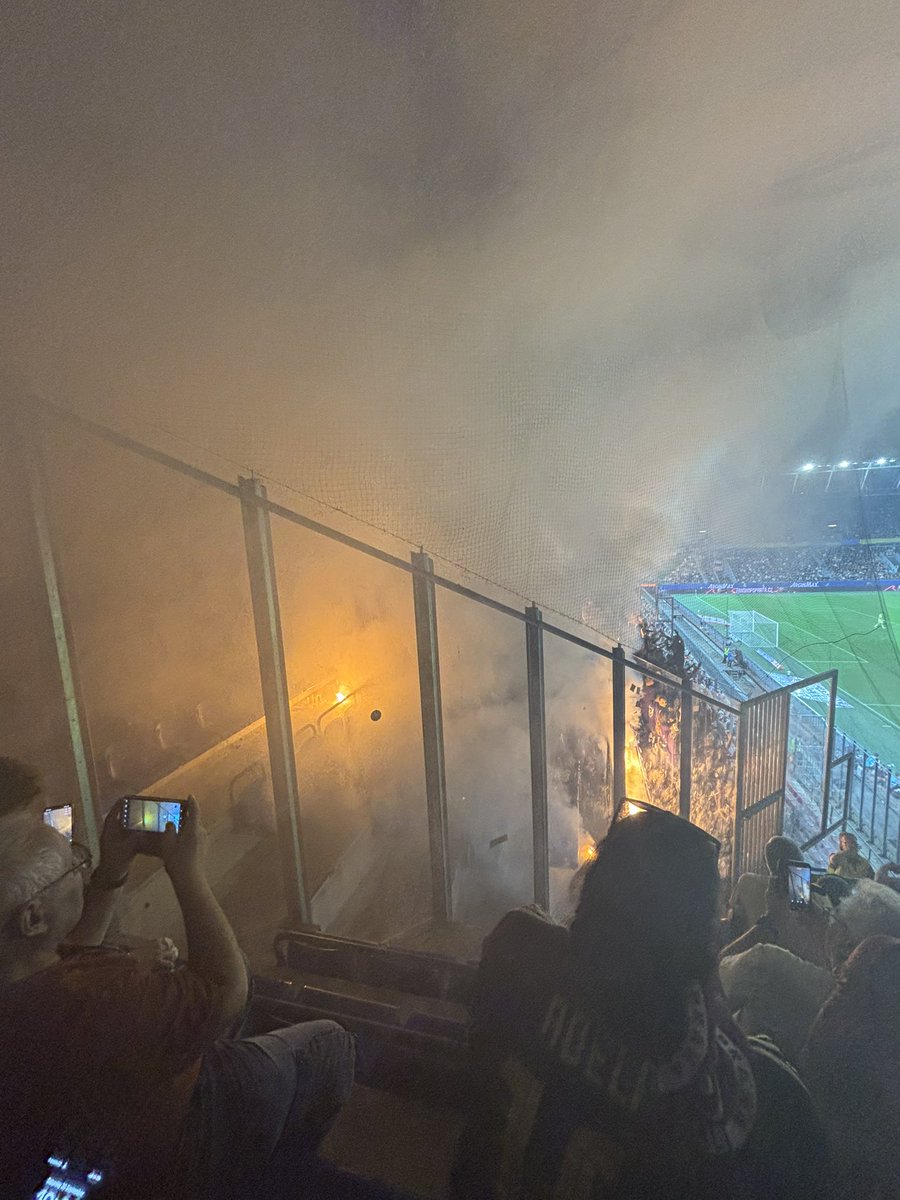 HarleyC06's tweet photo. 🇨🇿⚽️ https://t.co/cHLCcHhhor