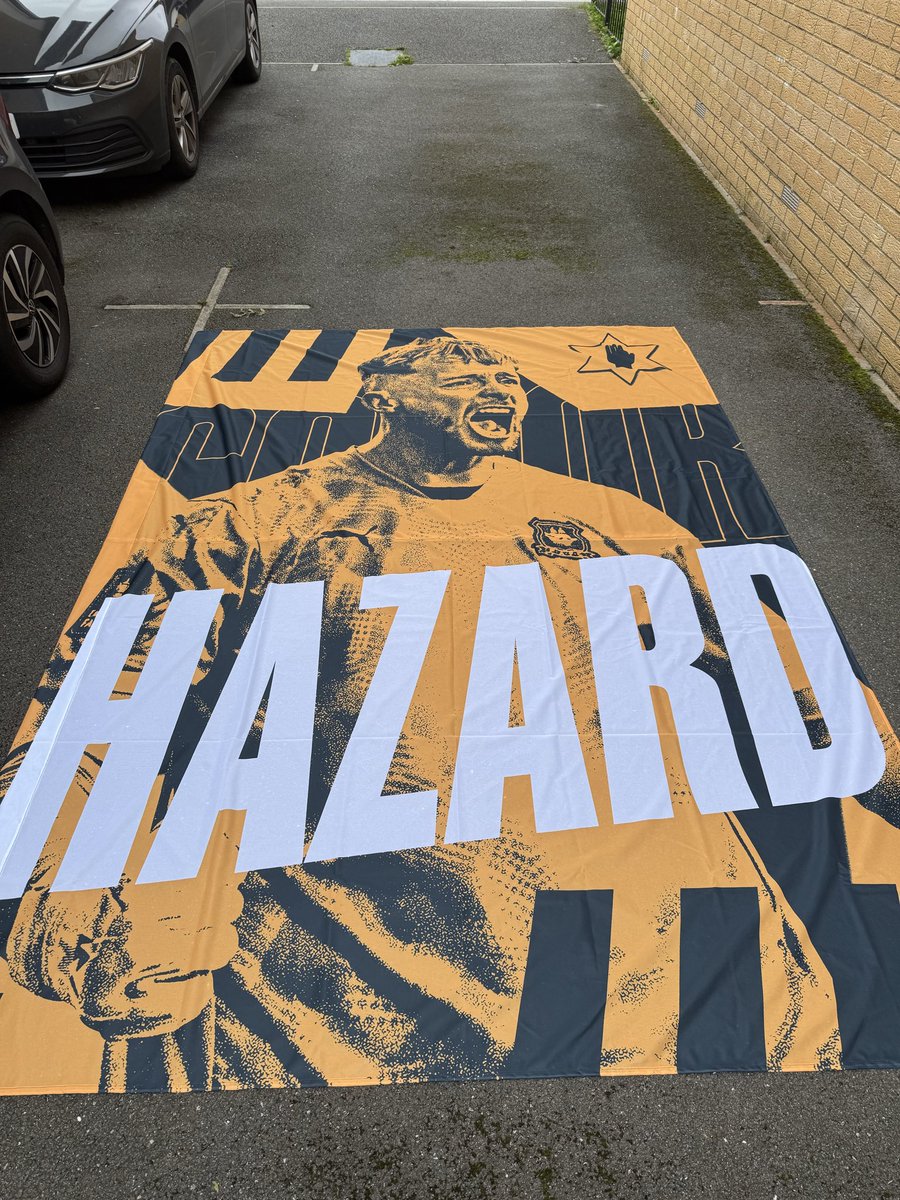 Not the result we wanted today,

New wavers looked great. 

Big shout out to the <a href="/Argyle/">Plymouth Argyle FC</a> kit men for helping us dry out some of these flags before kick off #pafc