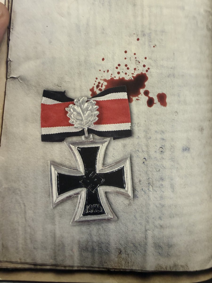 Alguien sabe porque está imagen al final del libro ? #Editorialplaneta #Jorgediaz <a href="/Planetadelibros/">PlanetadeLibros</a>