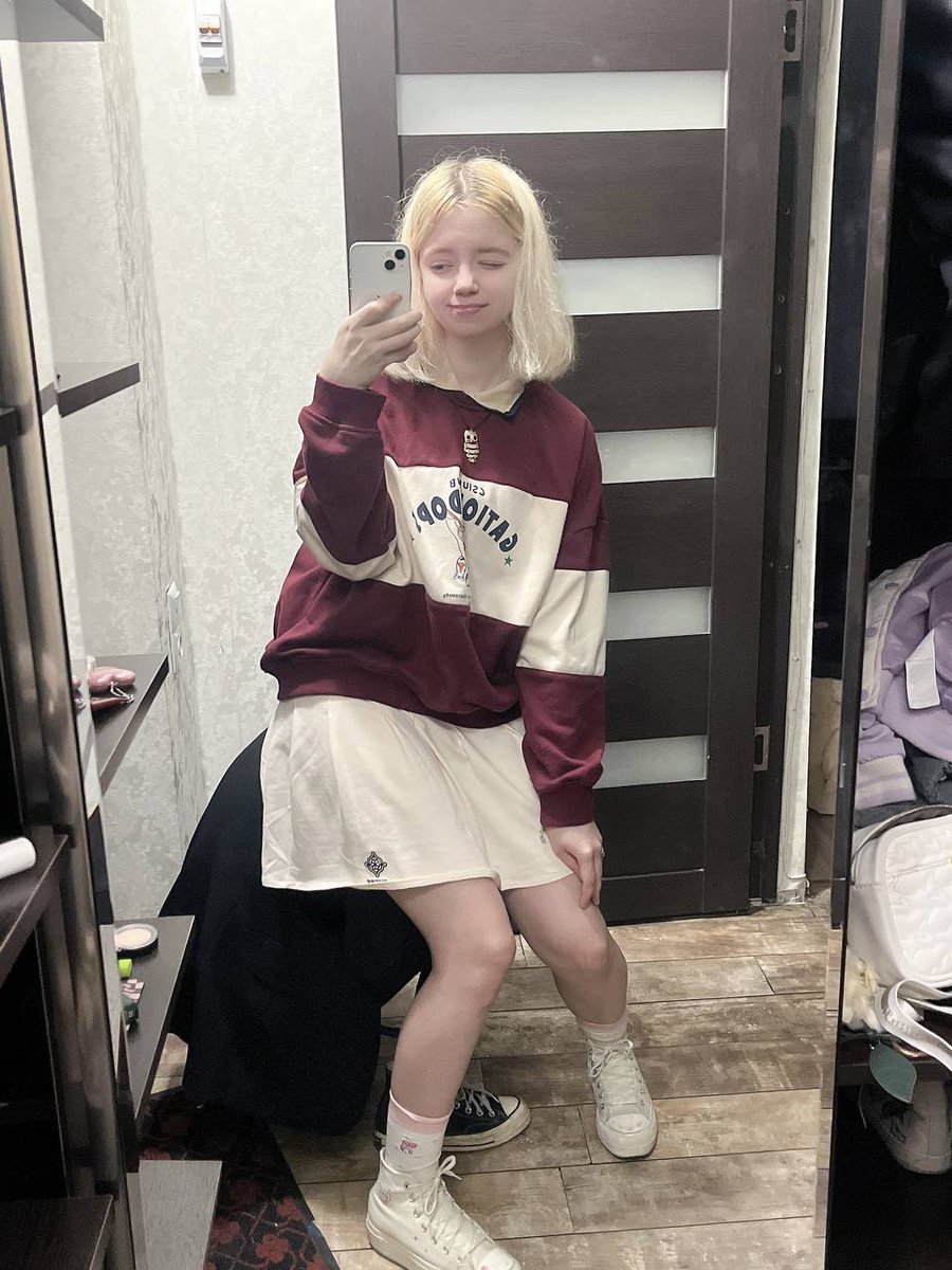 🥱 kitty who? tweet media