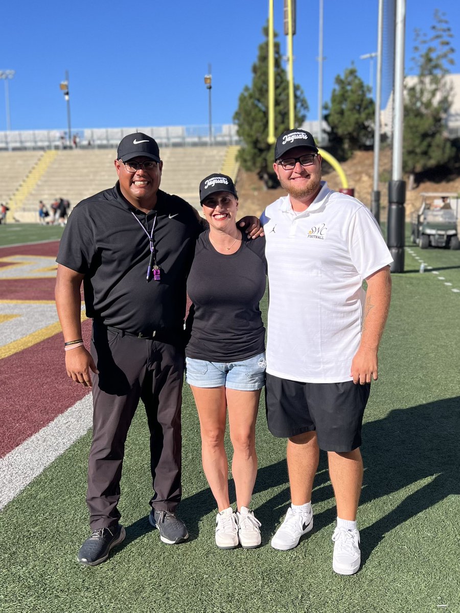 Oscar Rodriguez Jr (@swchbc) on Twitter photo 4-0 onto the school up north
#GoLEFT👈🏽 #Ubuntu🤝🏽 4-0 onto the school up north
#GoLEFT👈🏽 #Ubuntu🤝🏽