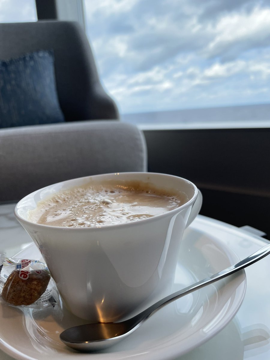 HowfastU's tweet image. 昨日は夜遅くまでカジノで遊び通しましたー！🎰
飛鳥Ⅲでの旅も明日の朝で終わり、、、
あっという間やった😭
また現実が戻ってくるのが悲しみ