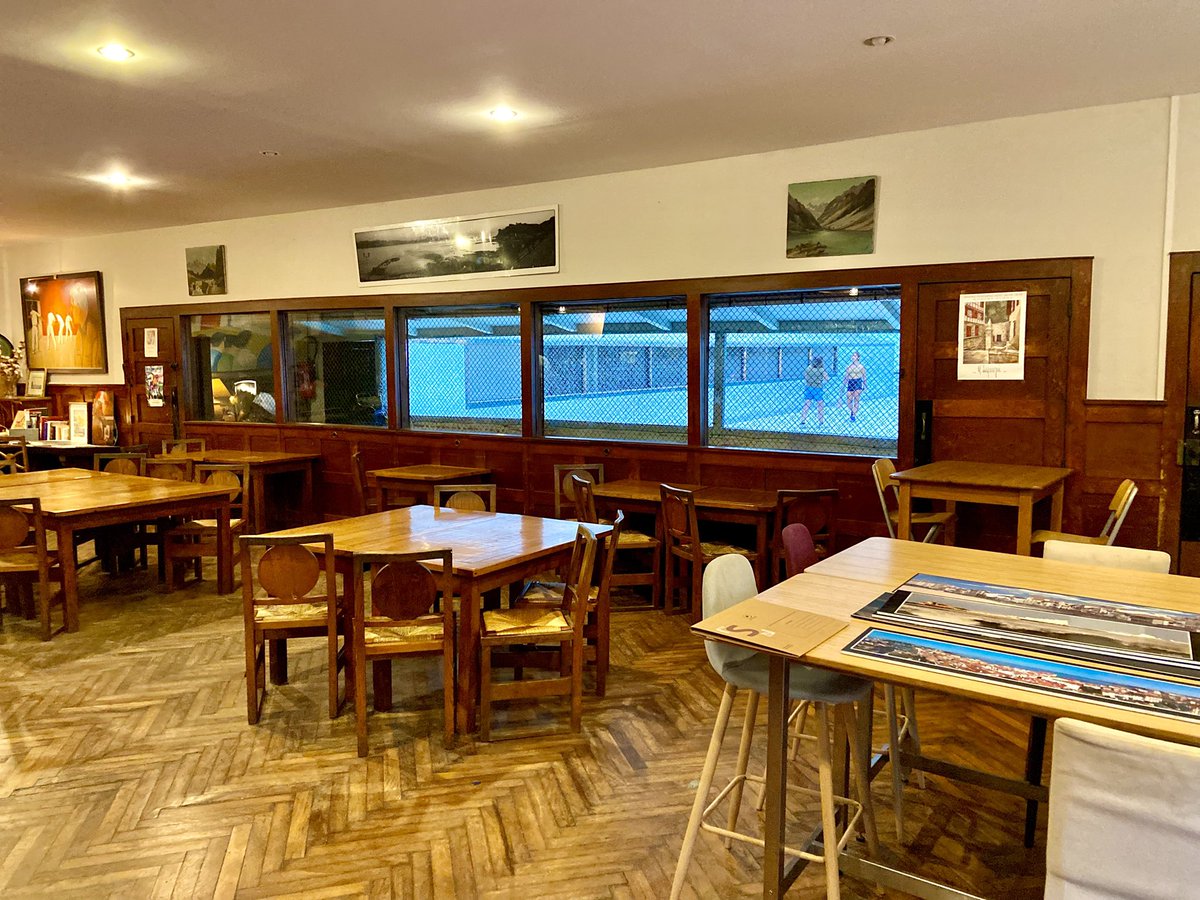 Jouez à la #pala et devenez quelqu’un au Pays Basque au #Trinquet #Maïtena via-sapiens.com/recoin/1074-Tr… #stjeandeluz