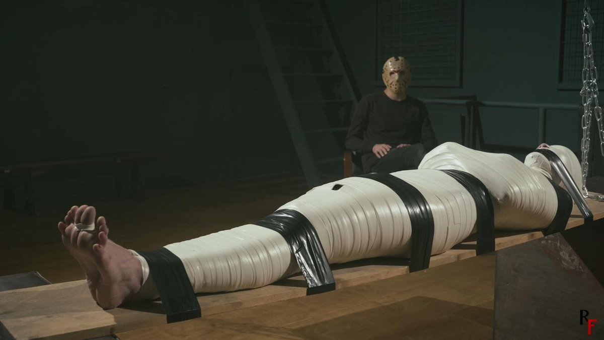 Perfect date🍷
#rfstudio #bondage #mummification #tapebondage 

The clip: clips4sale.com/studio/28730/3…