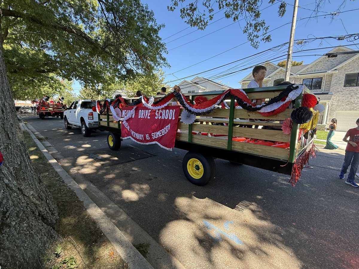 Meaghan Smith tweet media