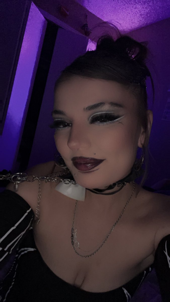 MorticiaNGomezX's tweet photo. Just posted 20+ vids on our free OF, go and peep all the new full videos of me being a little slut for daddy 😇 #couple #homemade #nsfw #amateur #blowjob #fuck #slut #orgasm #bwc #hot #pussy #clit #missionary https://t.co/fQzQZPWQCv