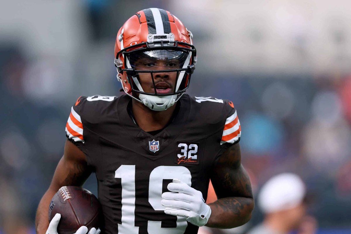 RiskPicks's tweet photo. NFL Best Bet #1

Cedric Tillman Under 39.5 Rec Yards

Tillman is averaging 4.93 yards per target so far this season. His target line in this game is 6.5, implying the line should really be 32.5. The Packers also give up the 7th least rec yards to WRs.

Best odds: -111 (DK) https://t.co/EAWGiQWCYY