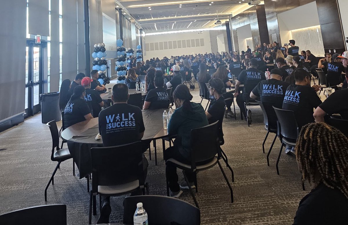 ✨ 11th annual Walk for Success! 
#TeamSISD was out knocking on doors, talking with parents, and helping students get back on track for graduation. 🎓

Every step brings a future grad closer to the finish line!
<a href="/EOrtiz_AHS/">Edith Ortiz</a> <a href="/SGomez18_AHS/">Steven Gomez</a> <a href="/HPerez_AHS/">Hector Perez</a> <a href="/jWood_AHS/">Joi Woodard</a>