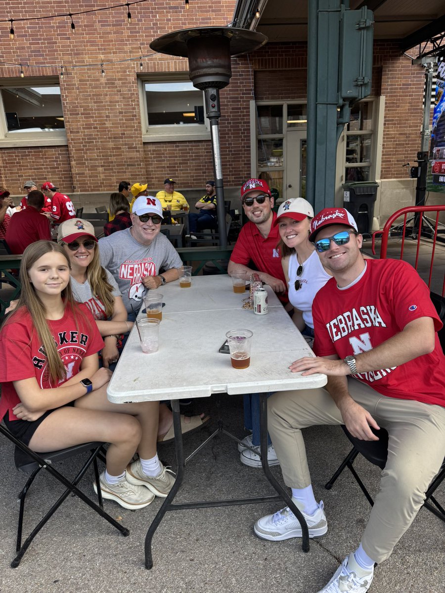 rogers_patrick's tweet photo. Go Big Red 🏈 https://t.co/oZGkWs1qTM