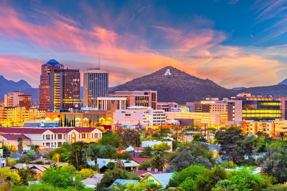 DepressionLab's tweet image. We’re recruiting a new Director for @uarizona&apos;s newly renovated Behavioral Health Clinic, a core member of our clinical faculty who will help lead clinical training. Review starts soon and will continue until we fill the position. Please share widely!  arizona.csod.com/ux/ats/careers…