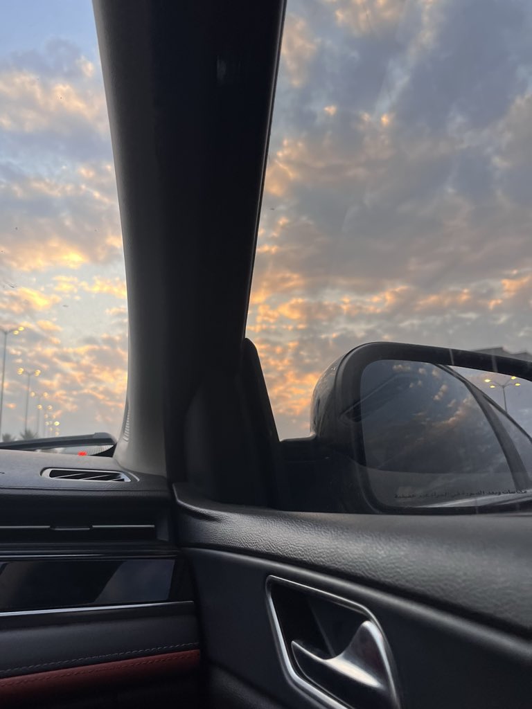 ^ (@auvcro) on Twitter photo 