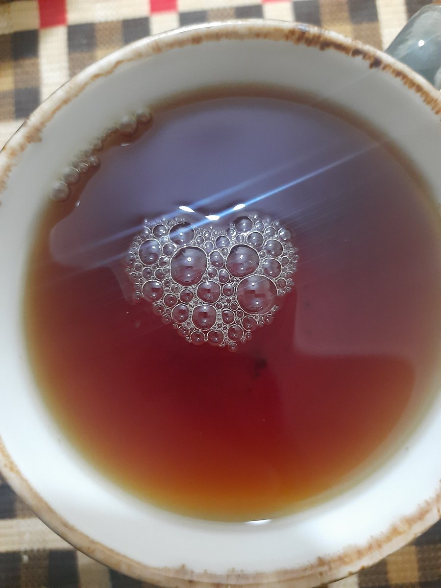 Bugünkü çay bana kalp gönderdi 😌