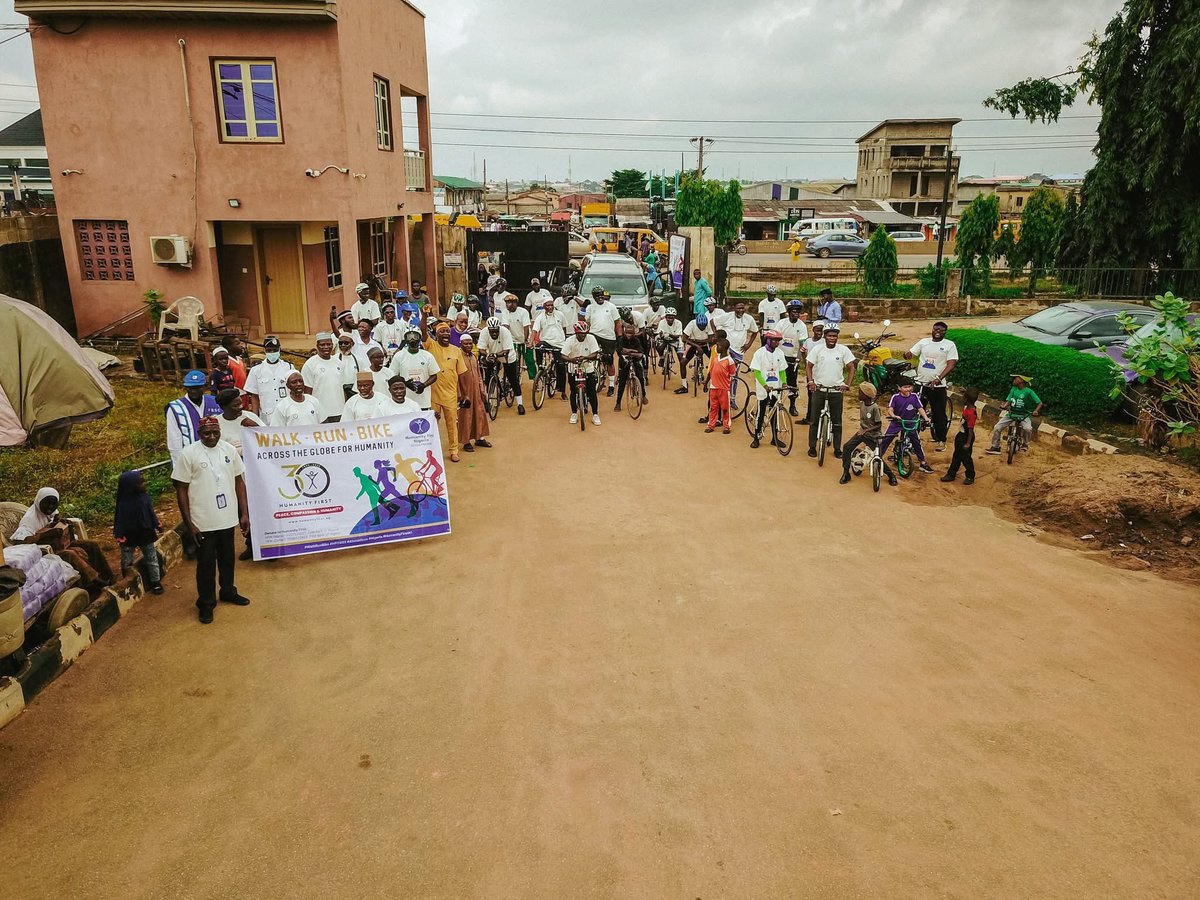 HFI1995's tweet image. HF #Nigeria team came out in force in Ojokoro in a final event for our #WalkRunBike event