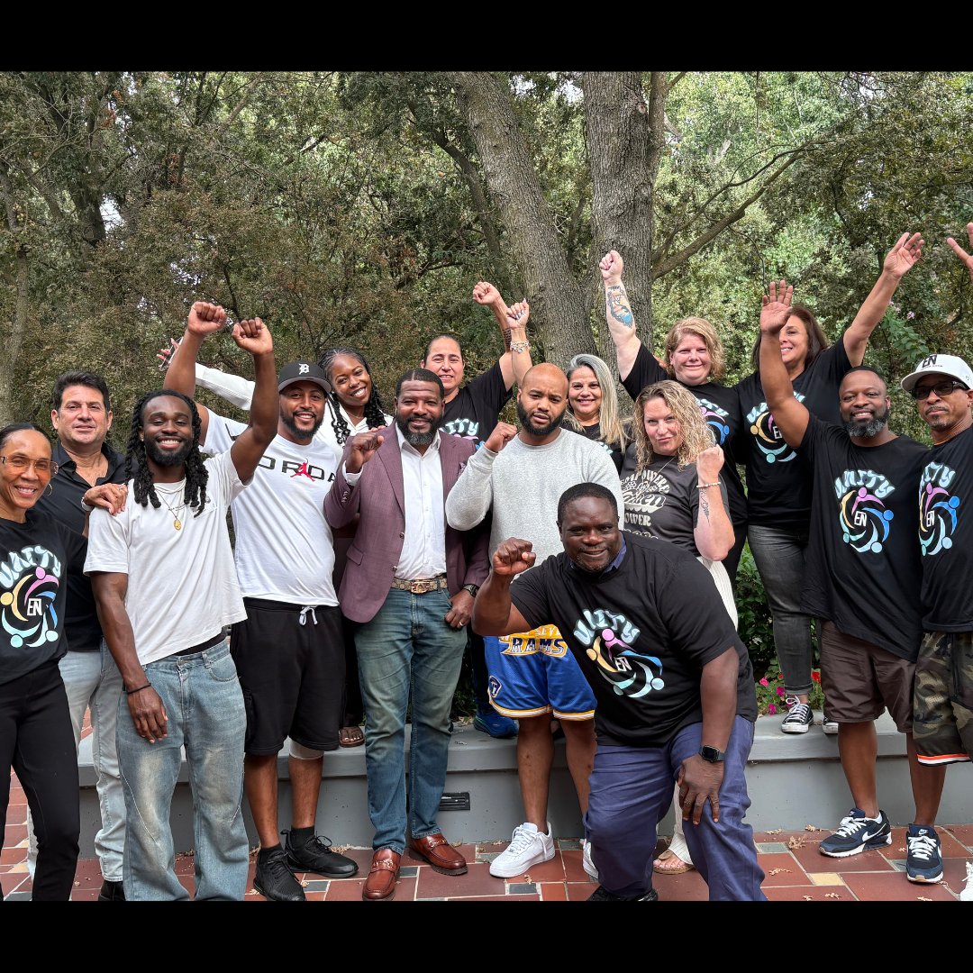ExoneratedN's tweet photo. Exoneree leaders gathered this week for Justice Reclaimed, an exoneree-led summit on health &amp; movement-building 💜A powerful step toward reclaiming justice through solidarity &amp; healing. Shoutout to our supporters, Kaiser Permanente, Chicago Beyond &amp; Sierra Health Foundation! https://t.co/MQKVvOTqfn