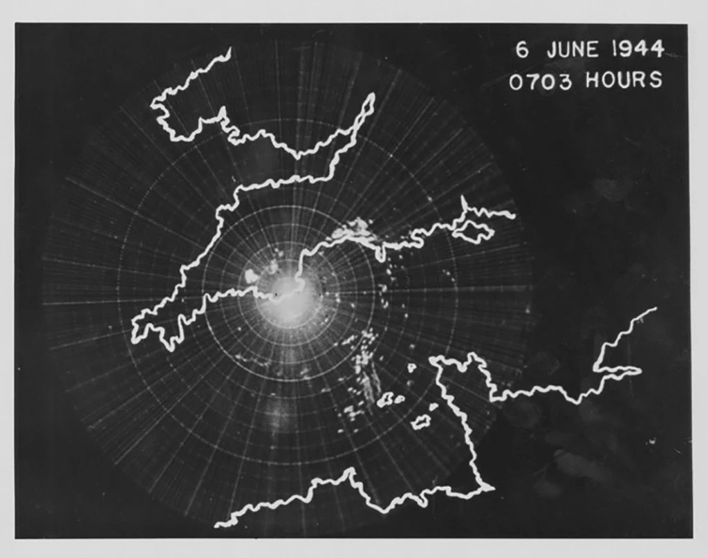 Object_Zero_'s tweet image. Tizard’s Briefcase 🇺🇸 🇬🇧 

“The most valuable cargo every brought to America”

In 2025, we all know about WWII but pretty much nobody has ever heard of Tizard’s Briefcase. Let’s change that, because Tizard’s briefcase might be the singular turning point of the 20th Century.

In…