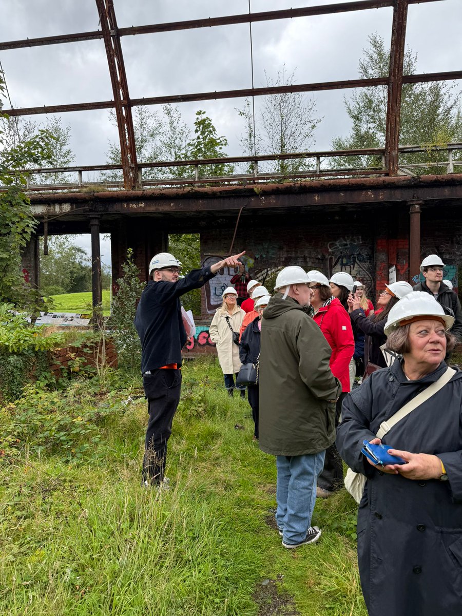 PaulJSweeney's tweet image. We had a huge turnout for the Springburn Winter Gardens Trust's historical walking tour as part of Glasgow Doors Open Day!
If you have time on Sunday afternoon, come up to the @auditoriumcic in the park from 4 pm to discuss @SpringburnWG's restoration plan for the Winter Gardens