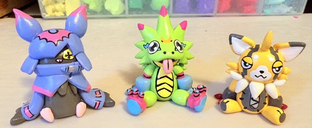 chaoticmeatloaf's tweet photo. this tweet is getting a bit of traction so i just want to show you just the beatbreak digimon i made 🥹
when the anime drops if you want to get a buddy to watch it with you i have them in my shop 🩷 (🔗 in bio) https://t.co/vY0REDwhUl