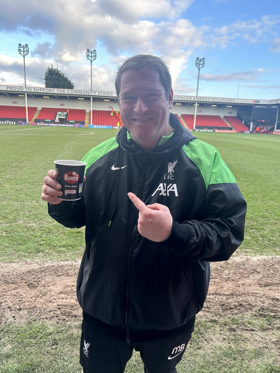 Emma Sanders tweet media