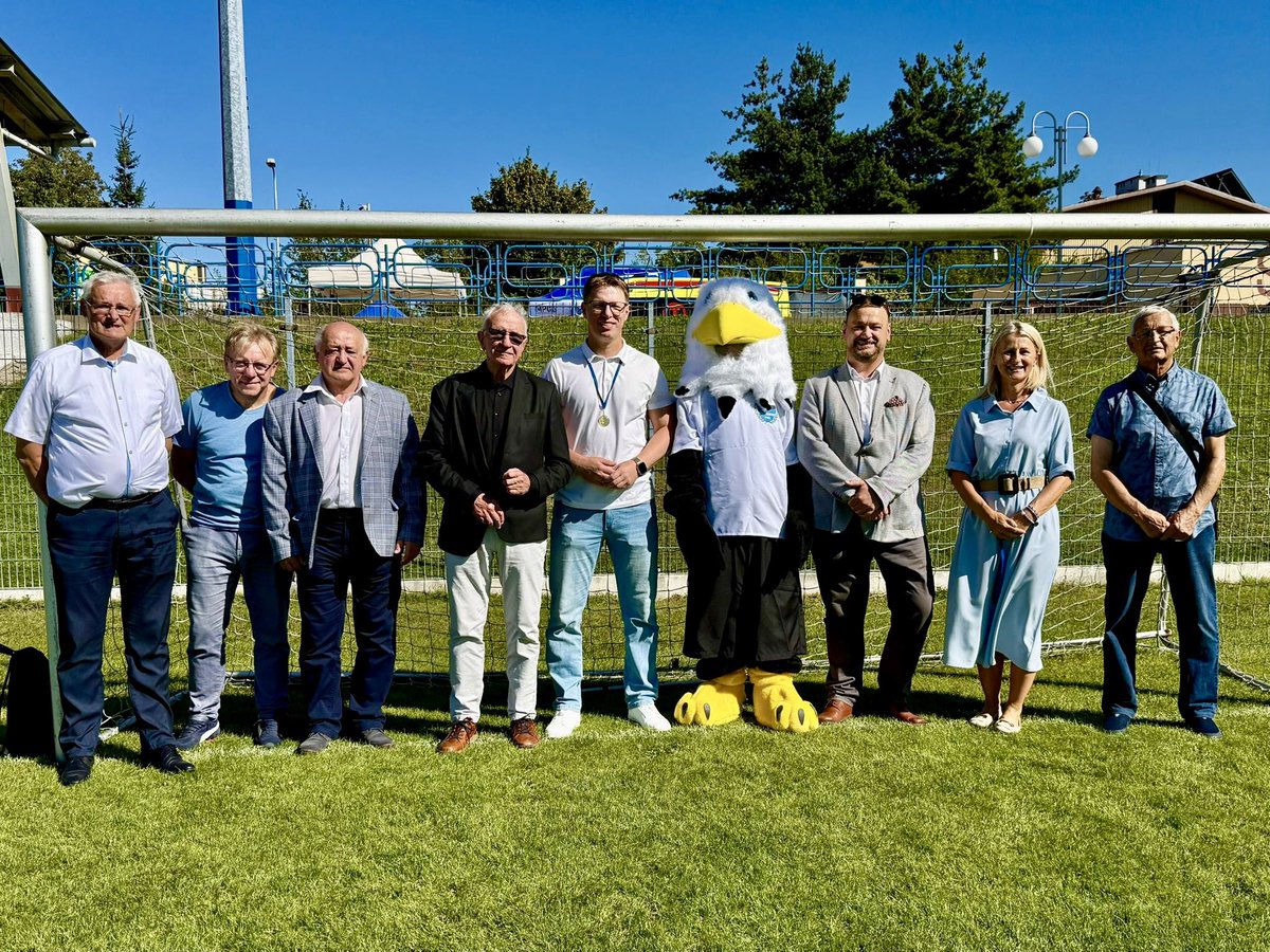 Daniel Beger tweet media