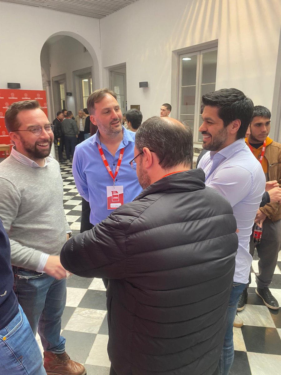 Acompañamos en el 1er Encuentro Nacional del espacio Unir para Crecer. Al que pertenecemos y con el que nos sentimos firmemente comprometidos.

Gracias @robertsilvauy @andresojedaok @gustavozubia.uy por el compromiso y el trabajo permanente.