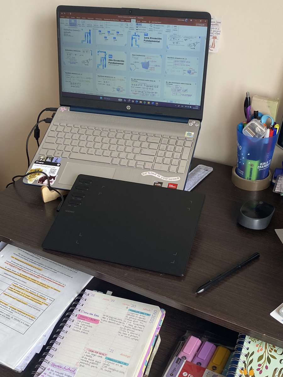 pagesandpines's tweet image. I had to stop studying cause I felt tired, but I did a good powerpoint. I finished the first topic (fundamental equations). I have two more left but I left them for Sunday and Monday. now the practise! ☝🏻🤓