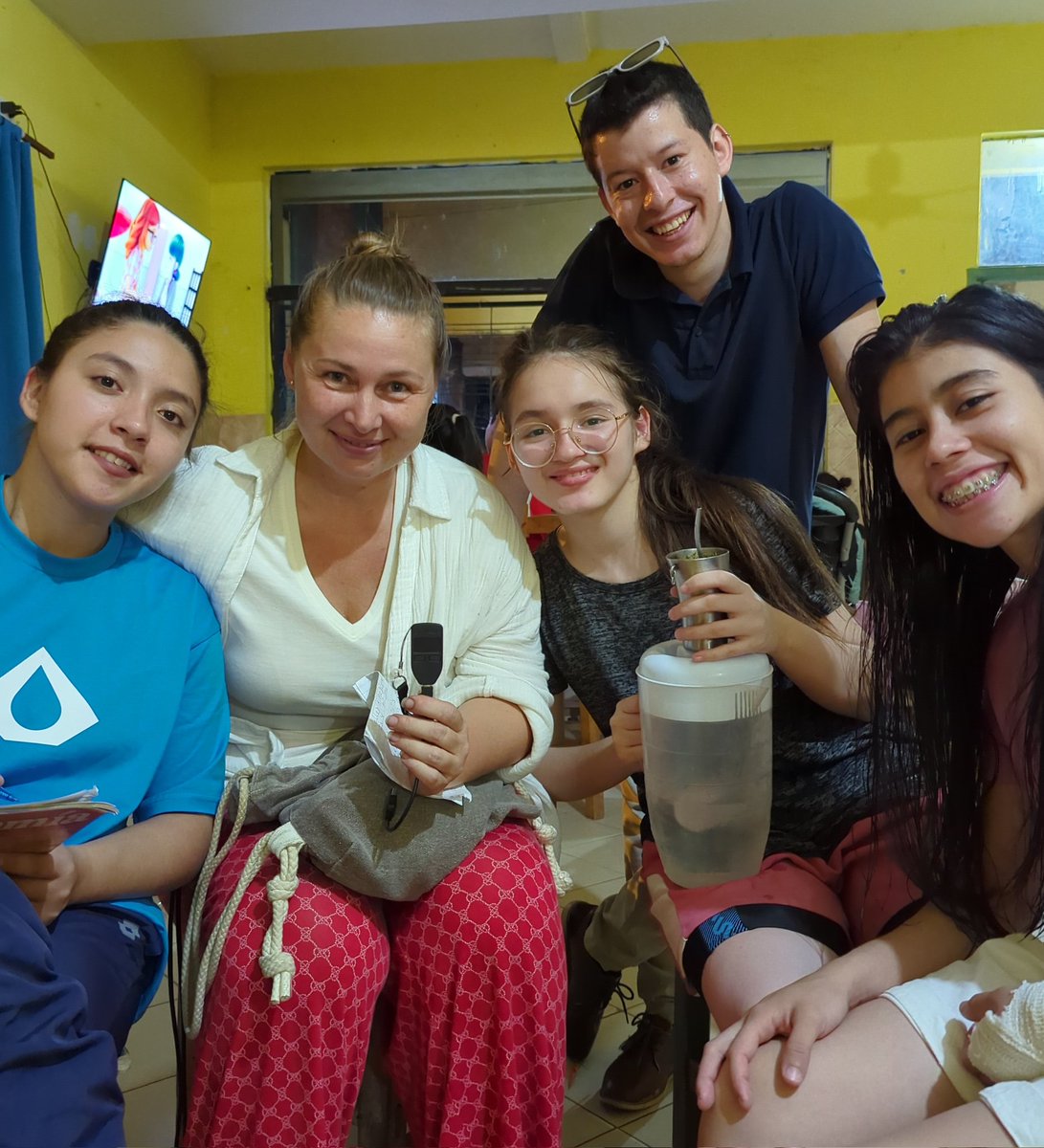 Escuelita Bitcoin #FREESAMOURAI (@escuelitabtc) on Twitter photo Junto a <a href="/AlenaSatoshi/">Alena V.</a> cofundadora de <a href="/satoshilabs/">SatoshiLabs</a> , sosteniendo una <a href="/Trezor/">Trezor</a> one, compartiendo terere y clases de ingles con las adolescentes del <a href="/Fundguadalupepy/">Fundación Guadalupe</a> . 🙌
La vida es más hermosa cuando es compartida ✨ Junto a <a href="/AlenaSatoshi/">Alena V.</a> cofundadora de <a href="/satoshilabs/">SatoshiLabs</a> , sosteniendo una <a href="/Trezor/">Trezor</a> one, compartiendo terere y clases de ingles con las adolescentes del <a href="/Fundguadalupepy/">Fundación Guadalupe</a> . 🙌
La vida es más hermosa cuando es compartida ✨