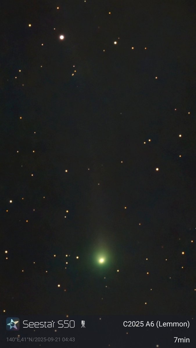 takku2's tweet image. 今朝、屋根からシースターでレモン彗星とオリオン座のM42。
#c2025a6lemmon #m42 #レモン彗星 #オリオン座 #彗星 #comet #はこだて天文宇宙クラブ #乙部町 #北海道 #uhbお天気チーム #seestar